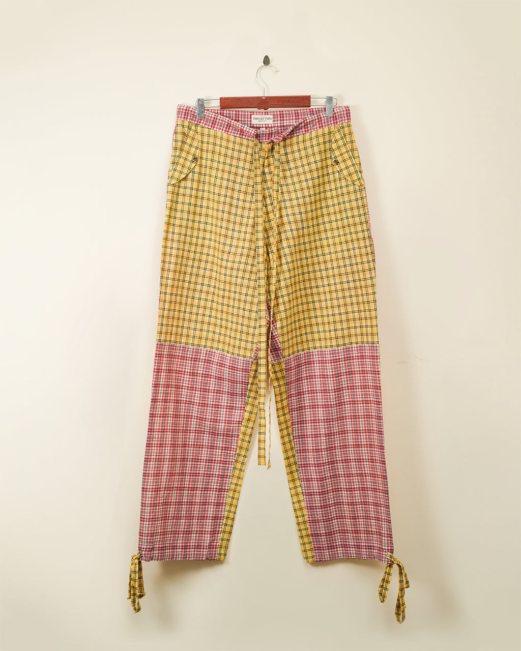 Divaita Handloom Check Trouser